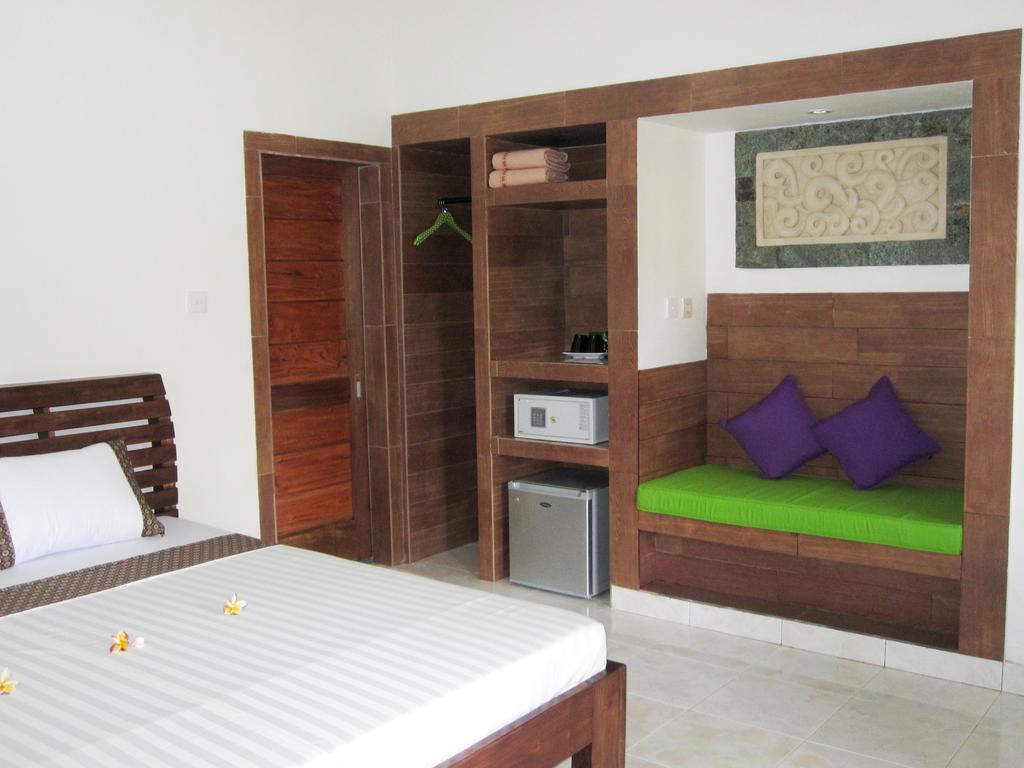 Galang Kangin Bungalows Amed  Room photo